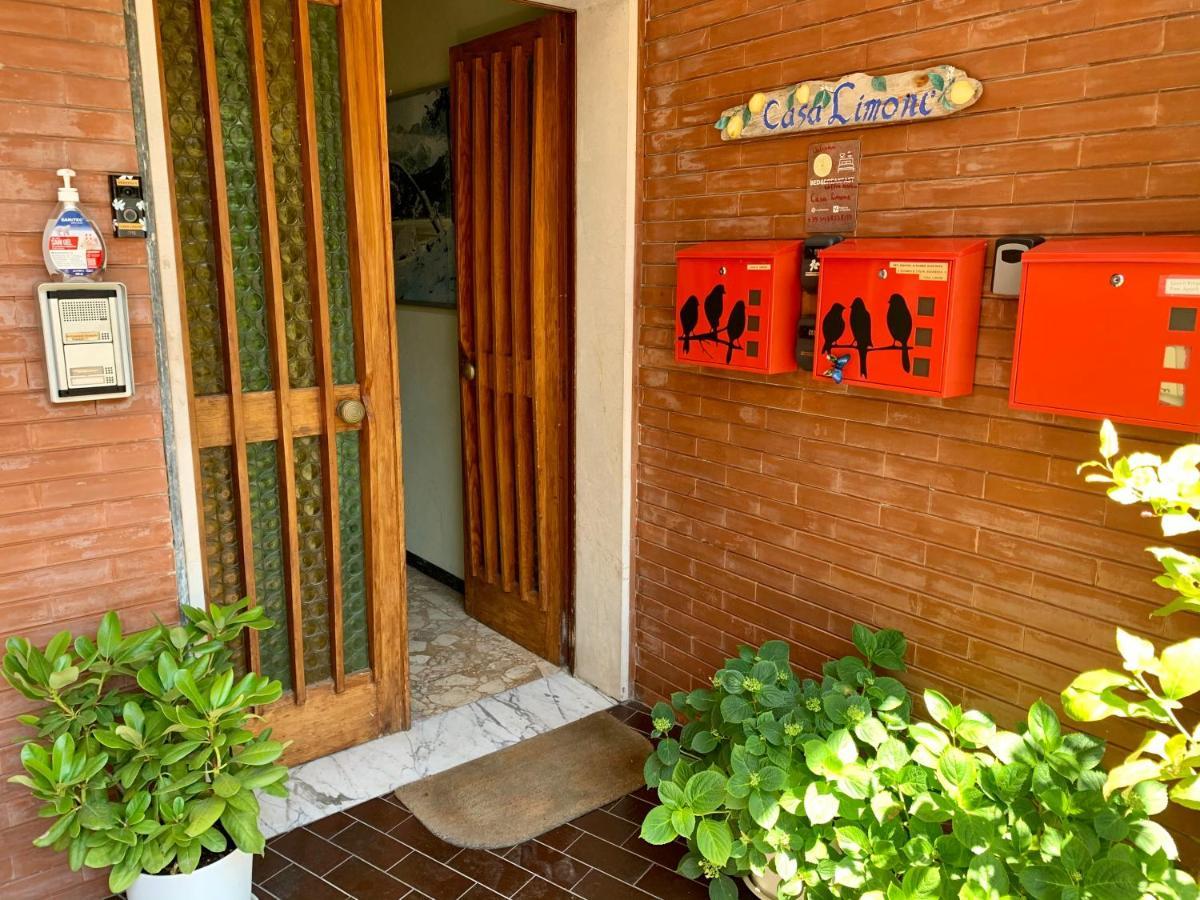 Kamar Standard Double dengan Kipas Angin